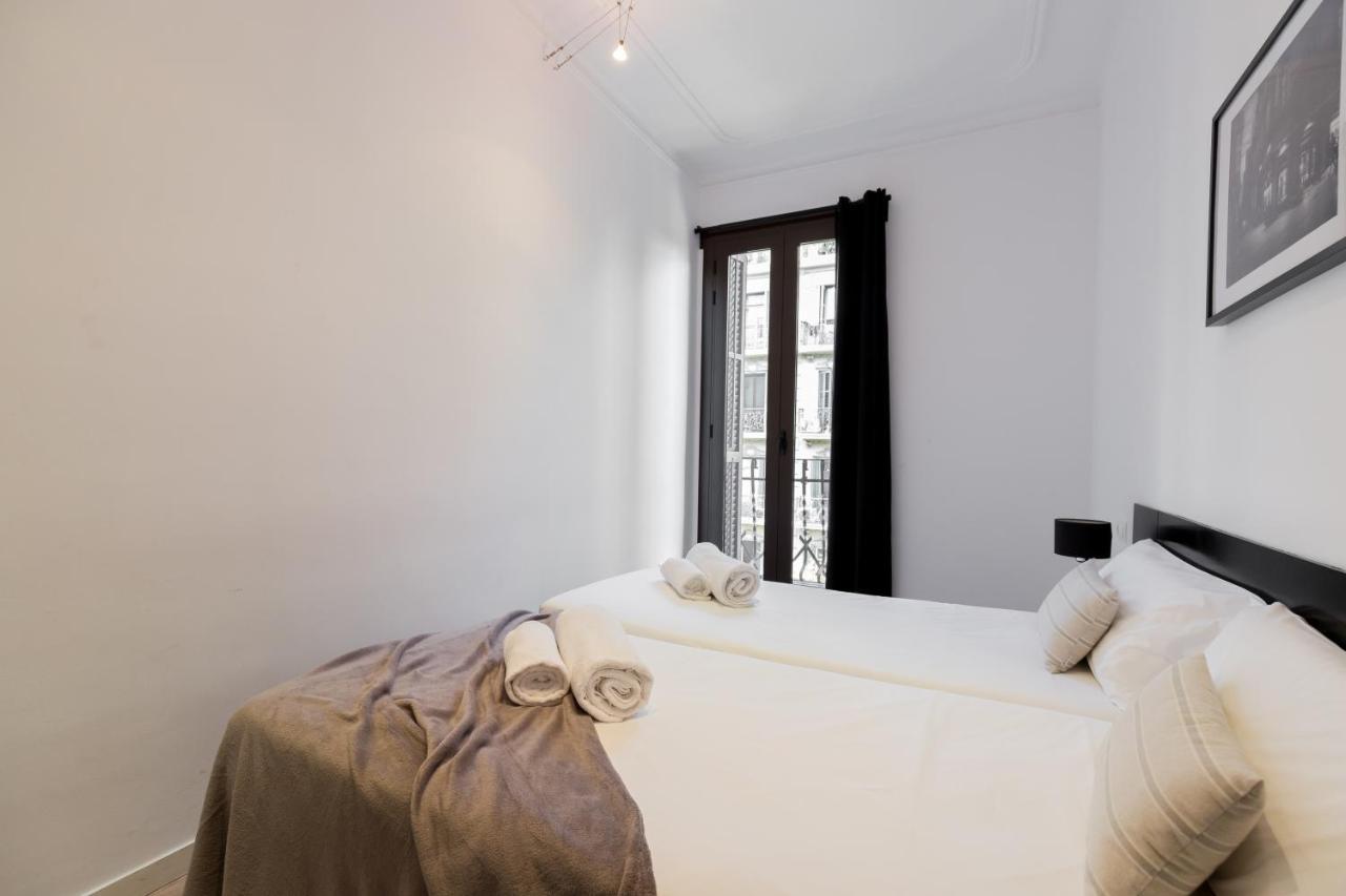 Deco Apartments Barcelona-Eixample * Barcelona