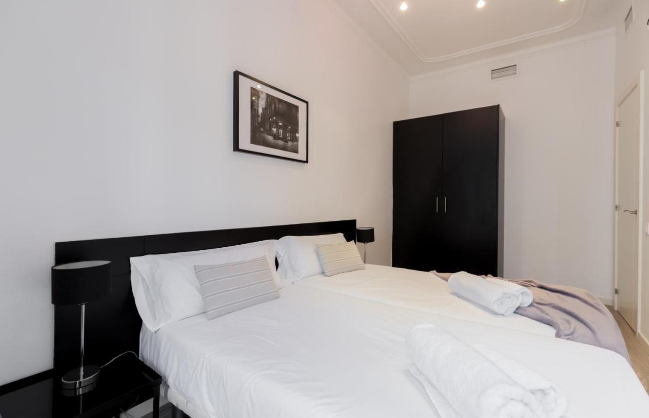 Deco Apartments Barcelona-Eixample Apartment Barcelona