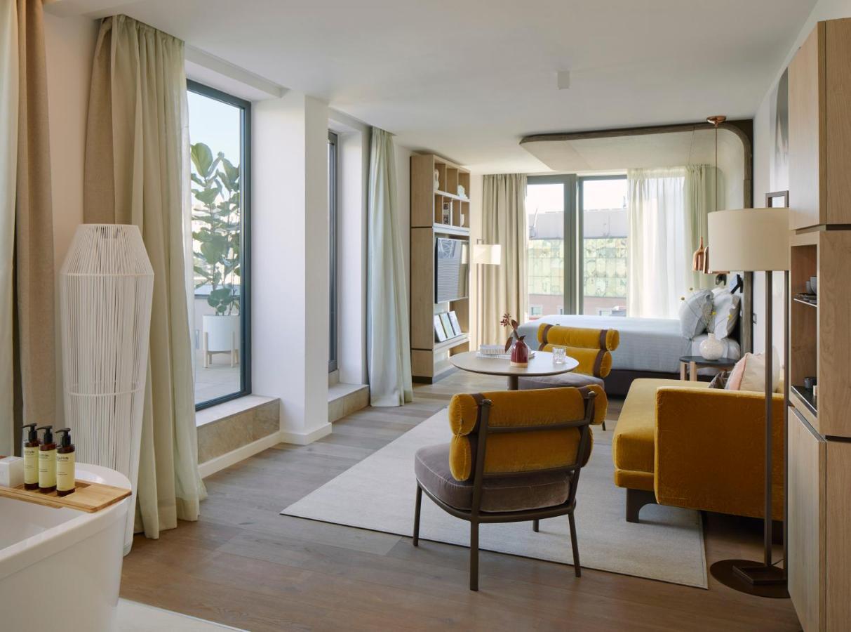 Me Hotel 5*