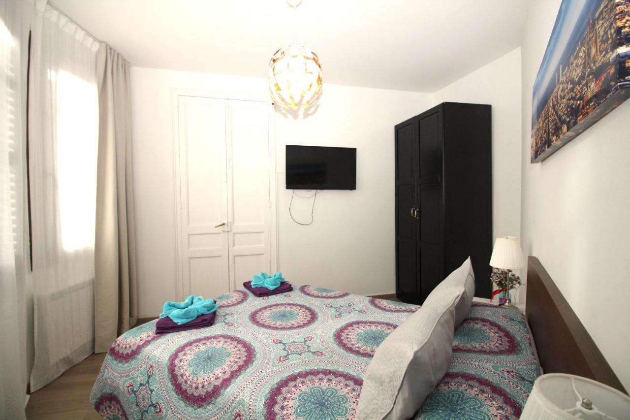 Habitación en casa particular Gran Via