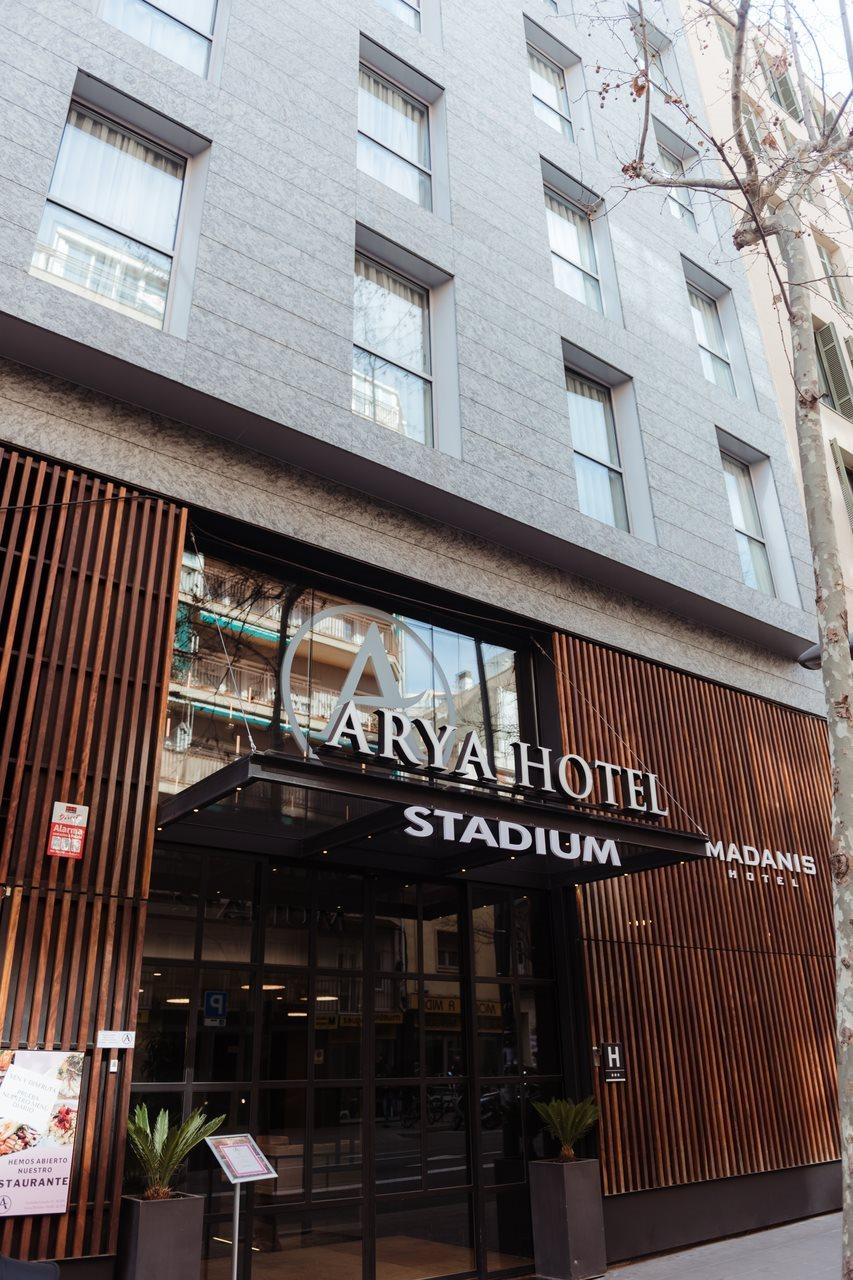 Hotel Arya Stadium