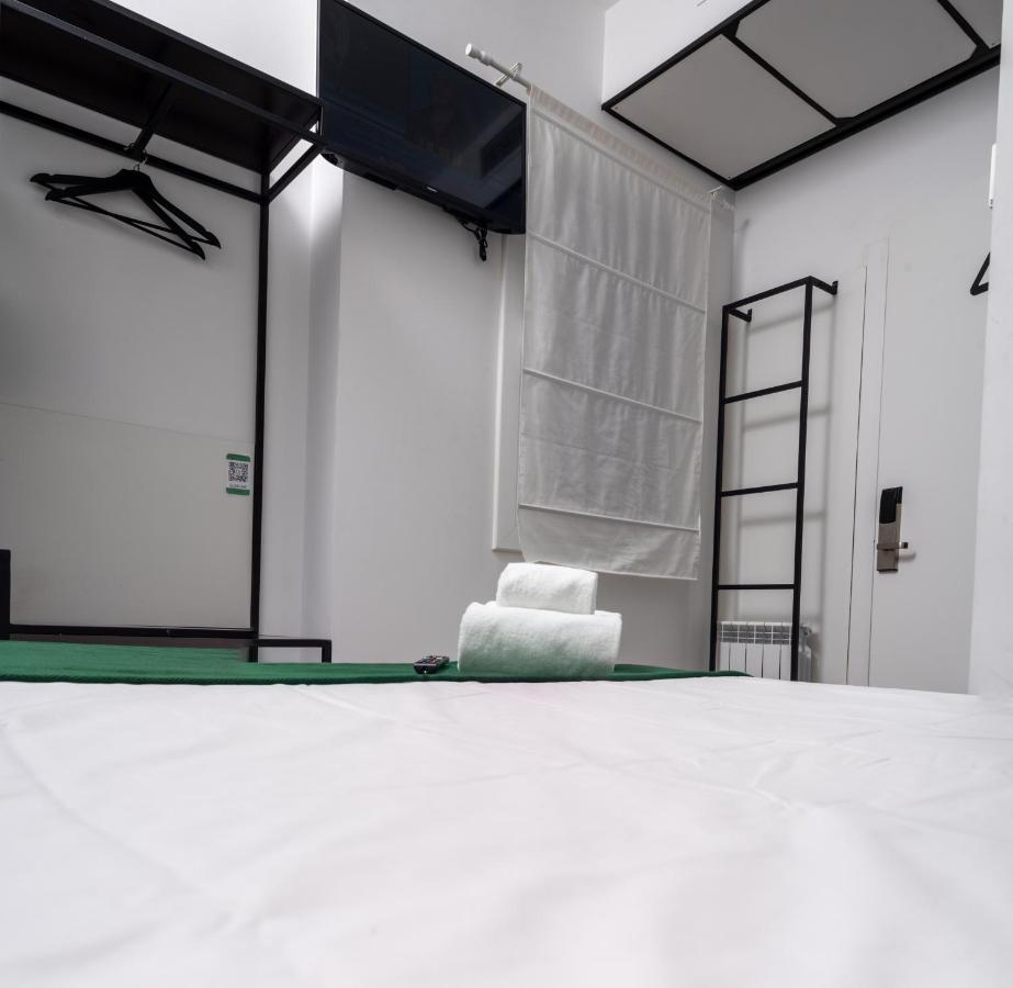 Bailén House Pensión Barcelona