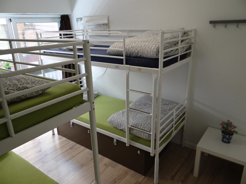 Gracia Hostal *