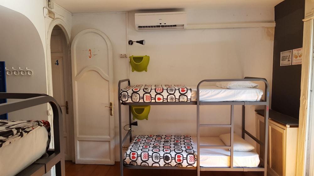 Hostal Diagonal House Barcelona