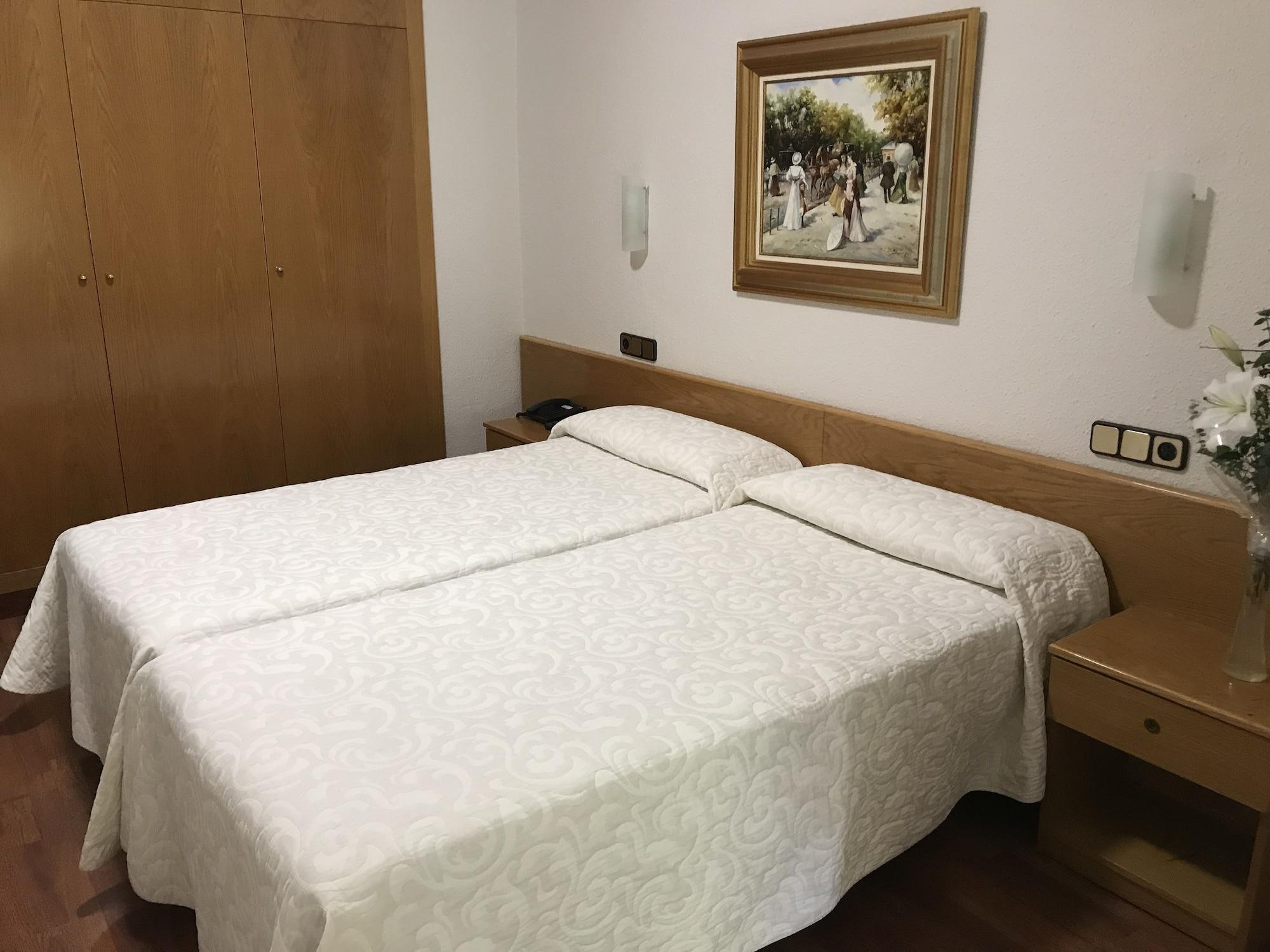Hotel Pelayo *