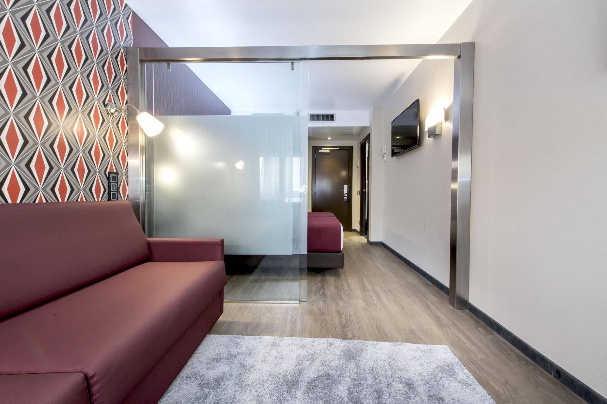 Ronda Lesseps Hotel 4*