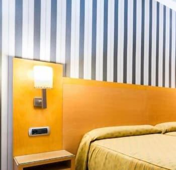 Hotel Lyon *