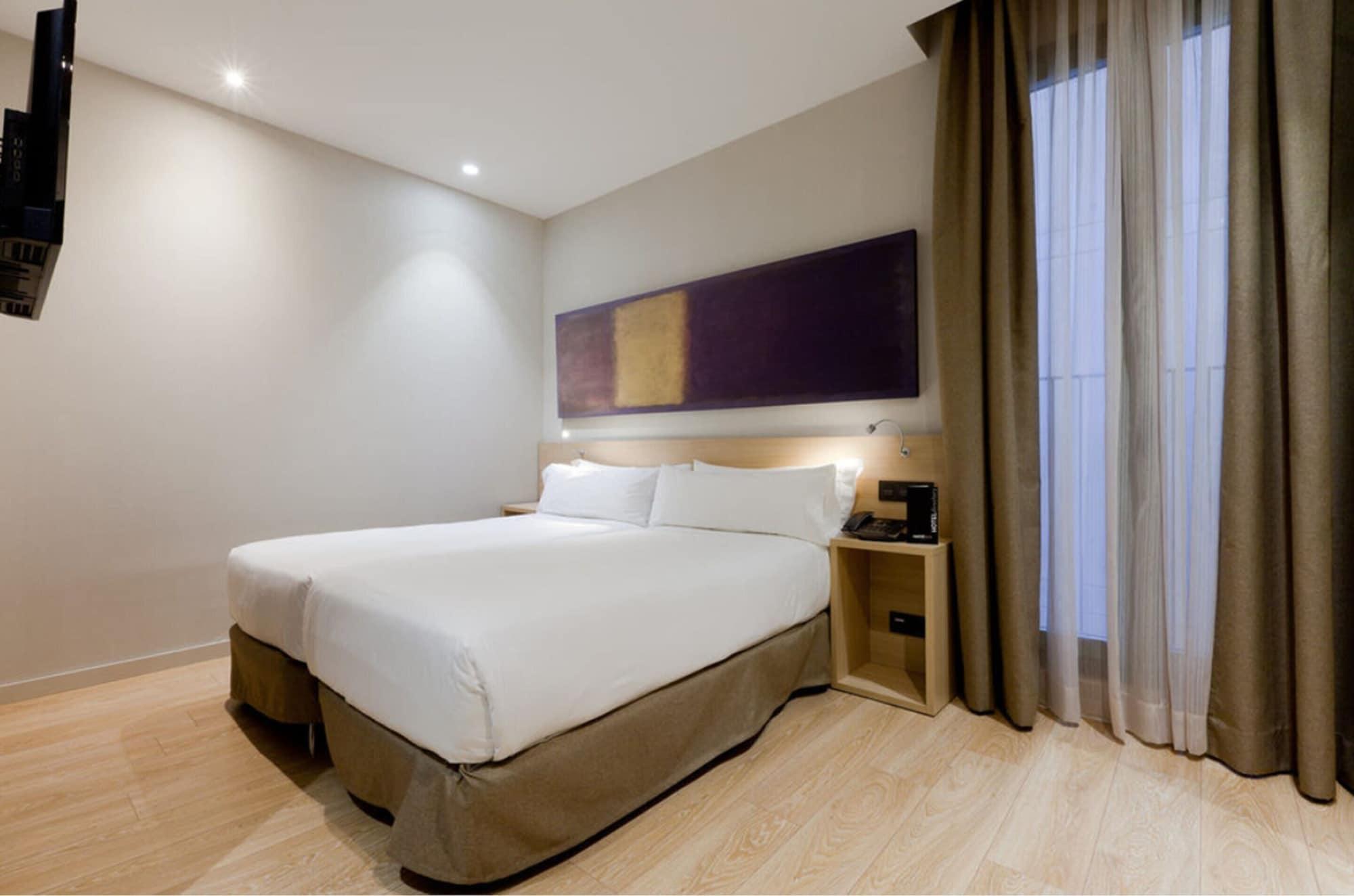 Ambit Hotel 4*