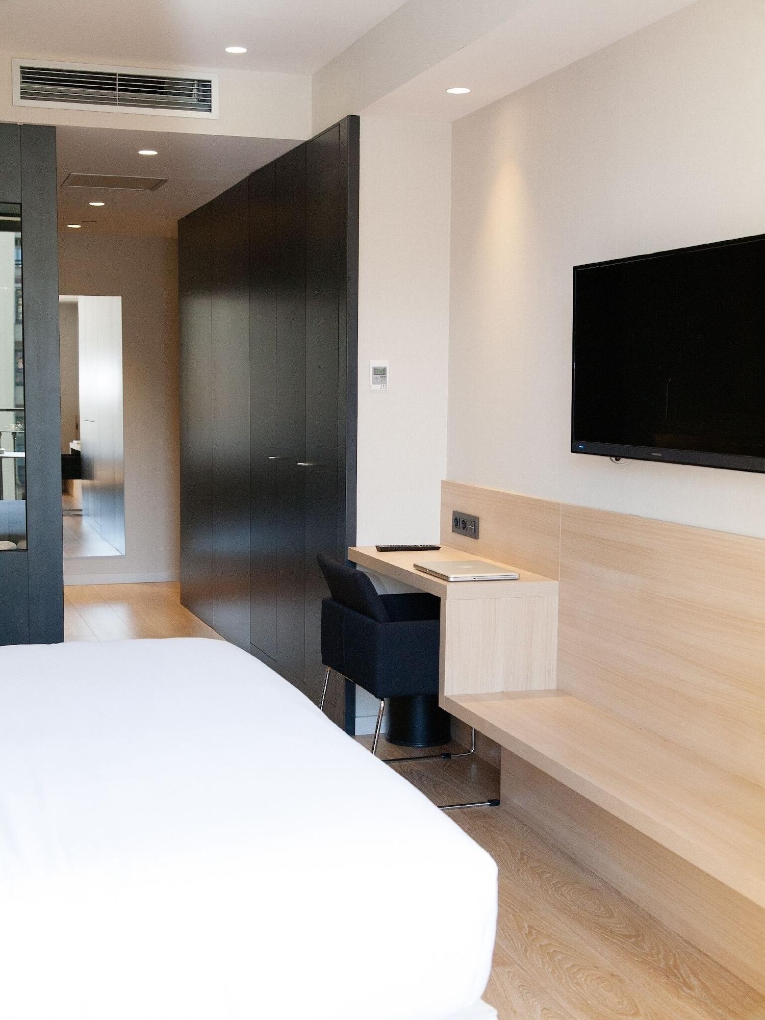 Ambit Hotel 4*
