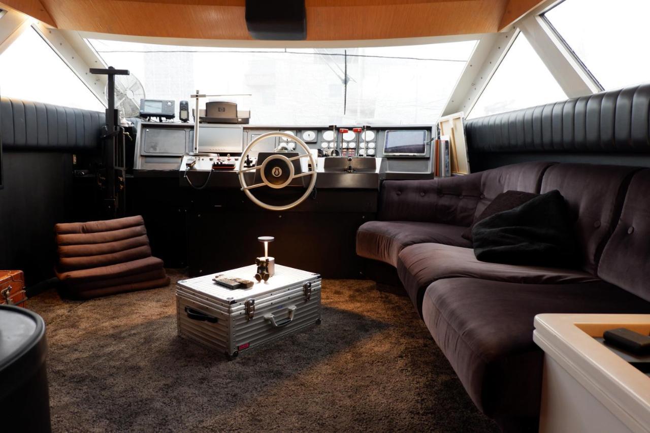 The Morgan Yacht Hotel en barco