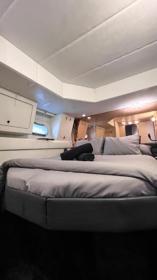 The Morgan Yacht Hotel en barco Barcelona
