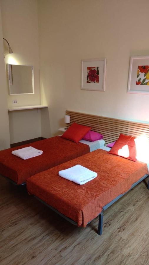Hostal Garden *