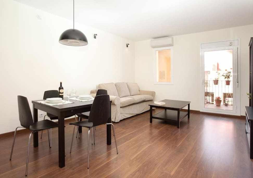 Apartamento Céntrico Con Terraza En Gracia *