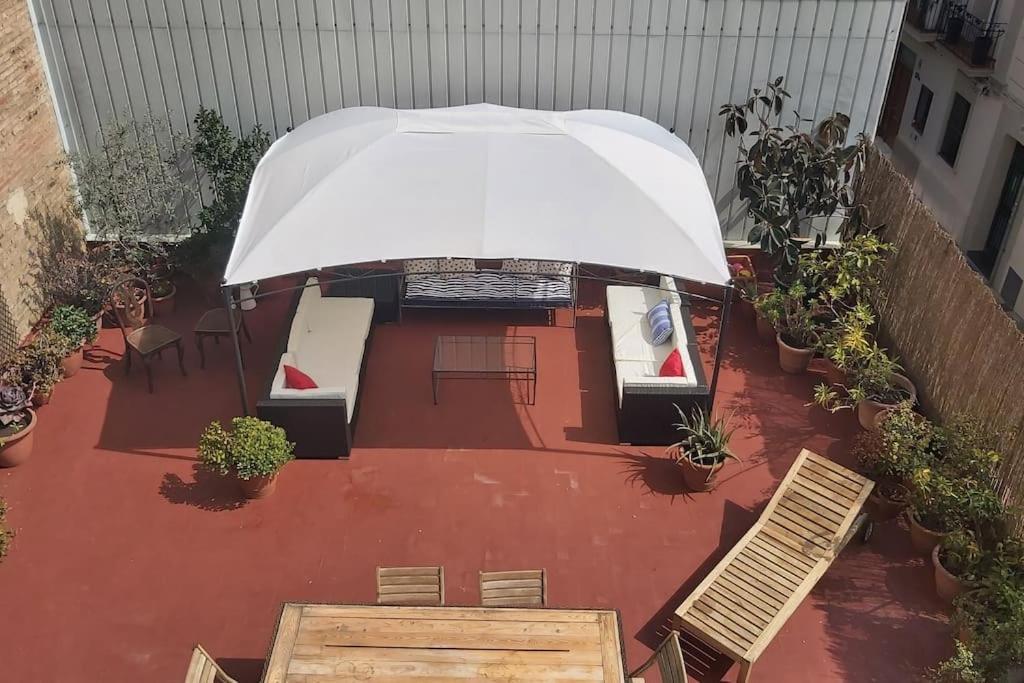 Homestay Small In Sants With Huge Terrace *