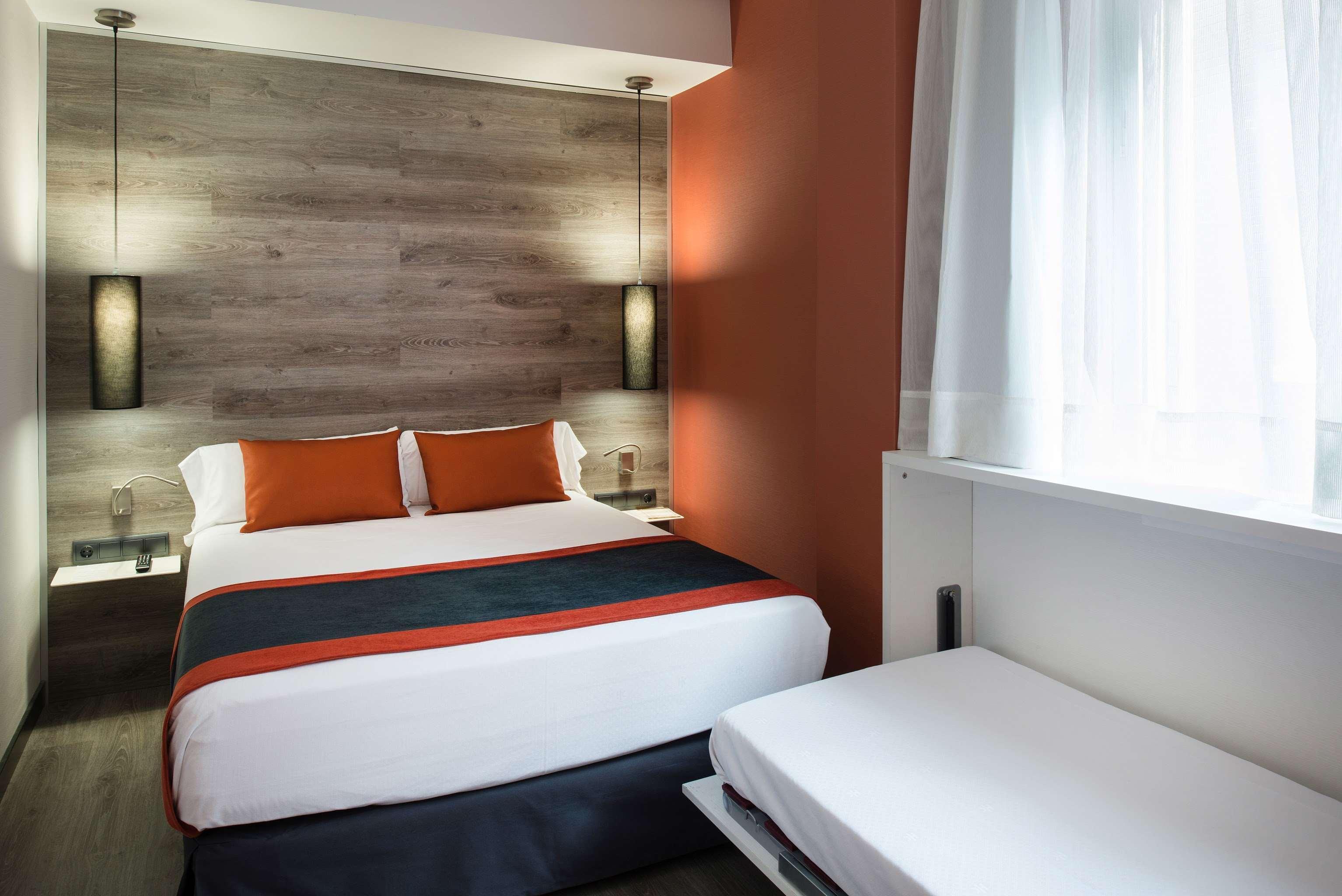 Hotel Catalonia Mikado