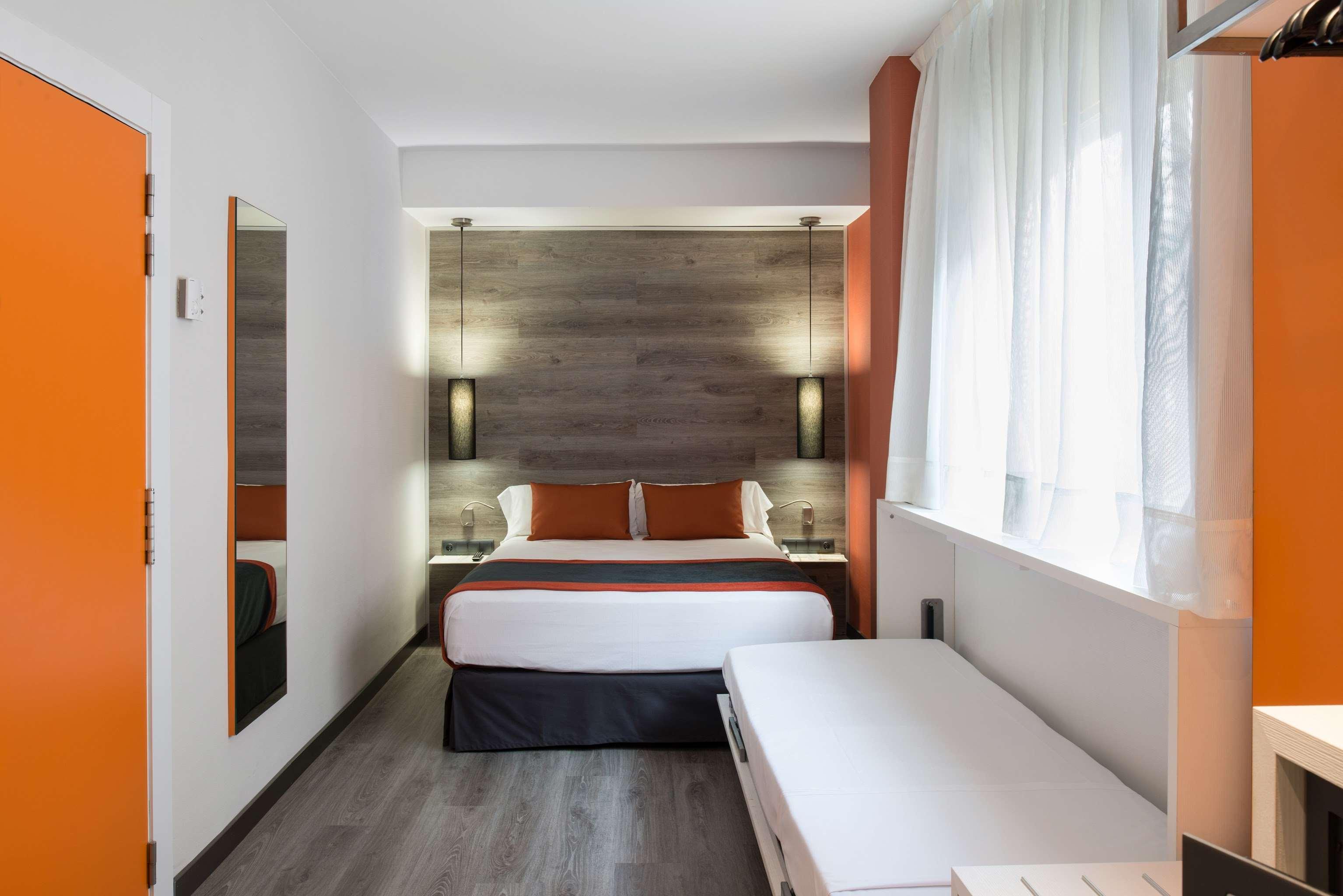 Catalonia Mikado Hotel 3*