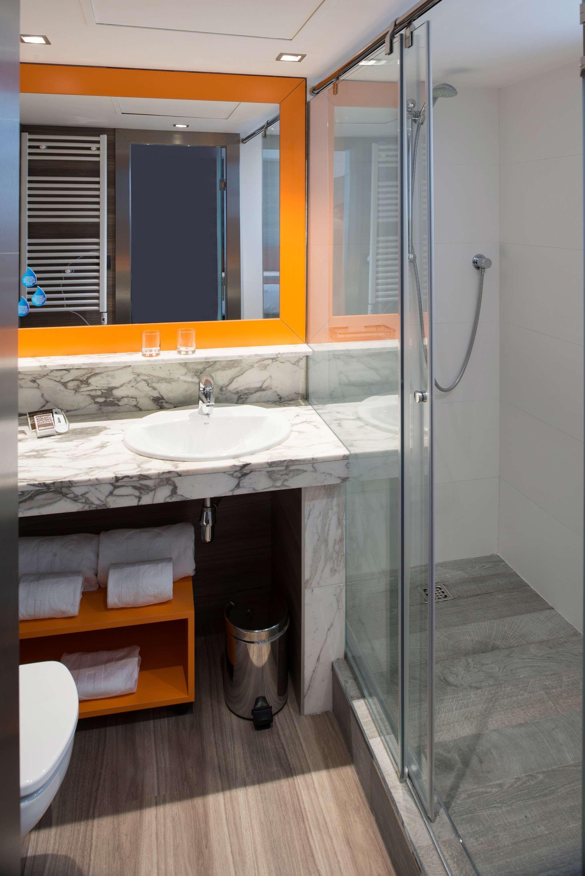 Hotel Catalonia Mikado 3*