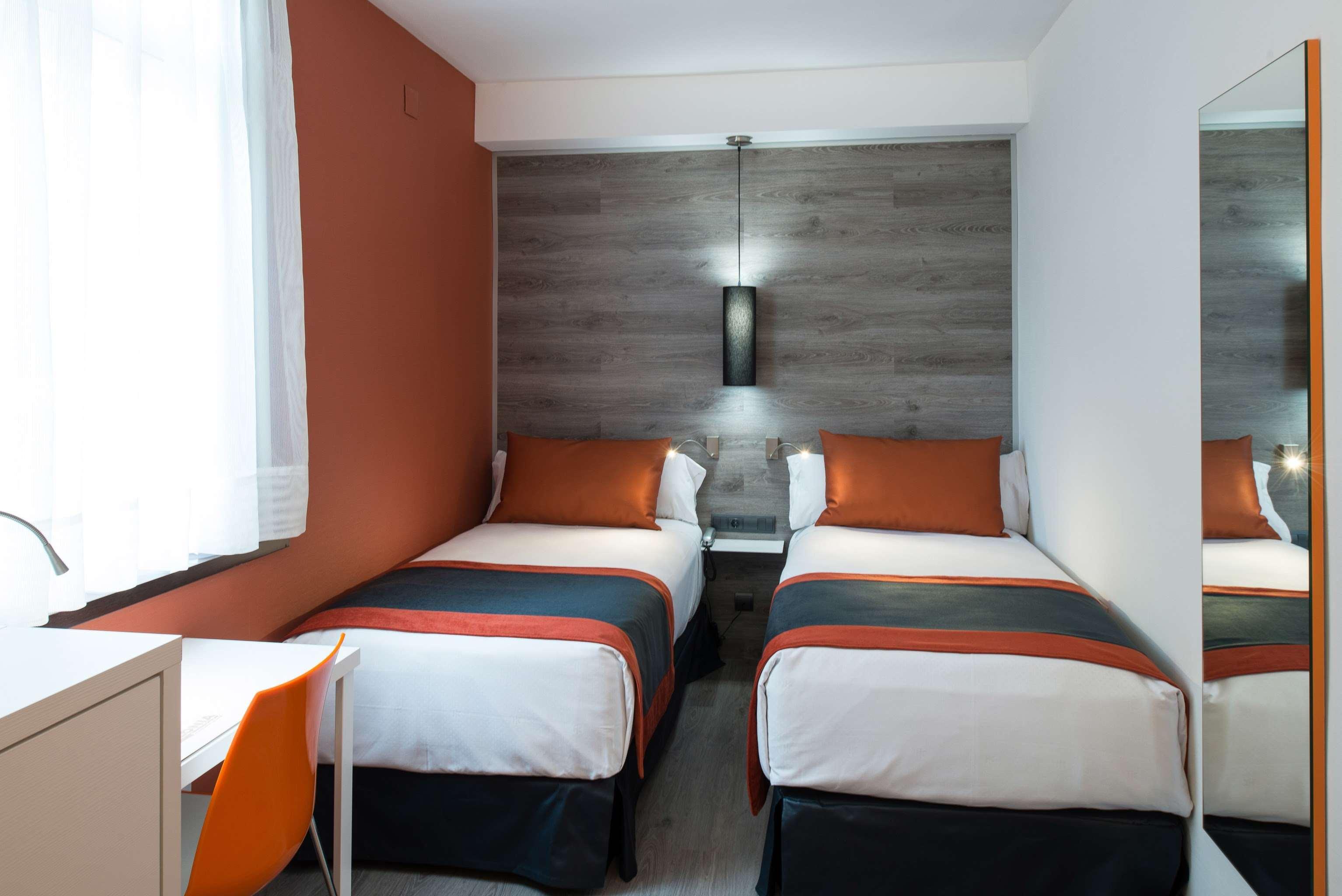 Catalonia Mikado Hotel 3*