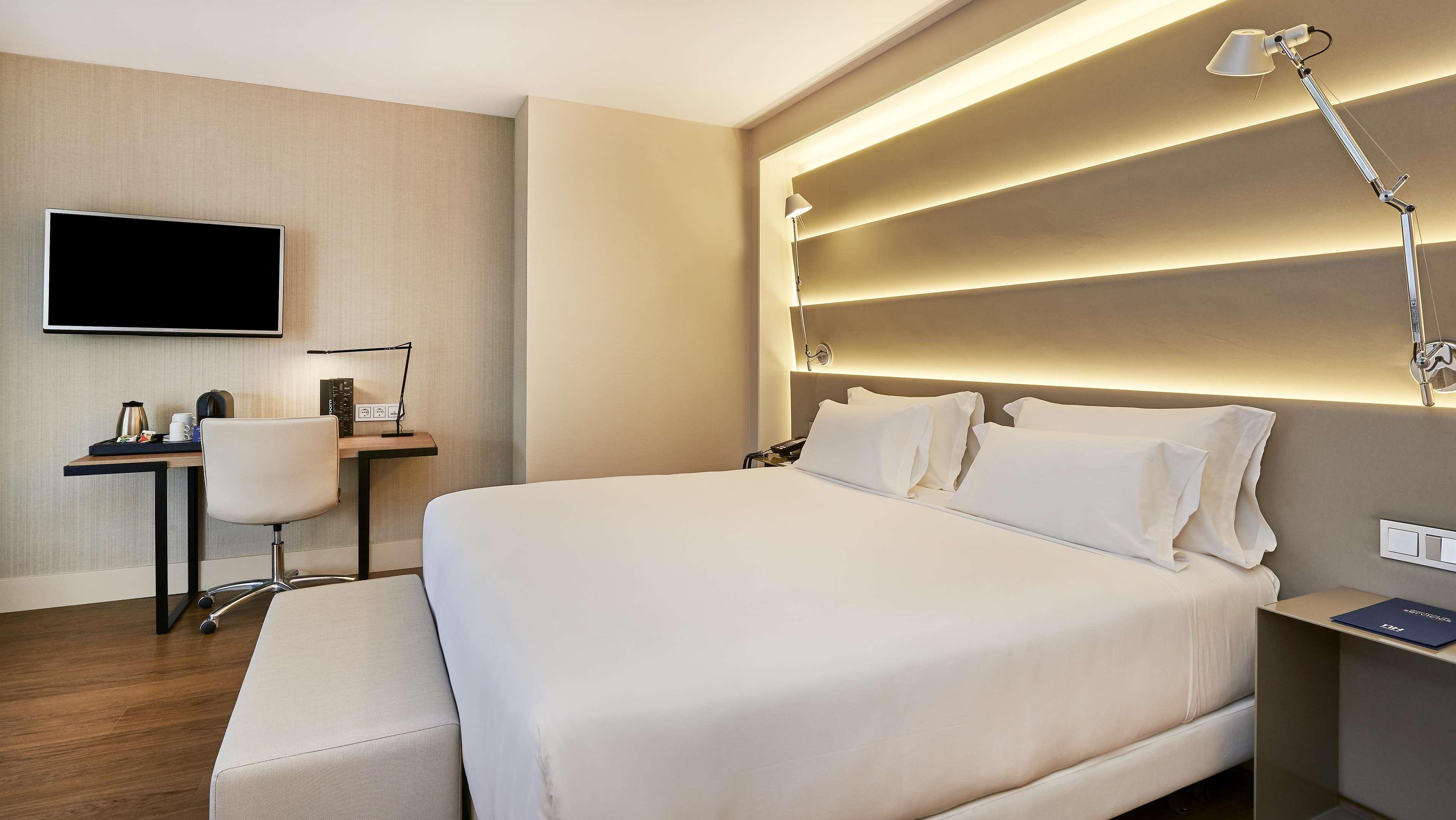 Nh Sants Hotel