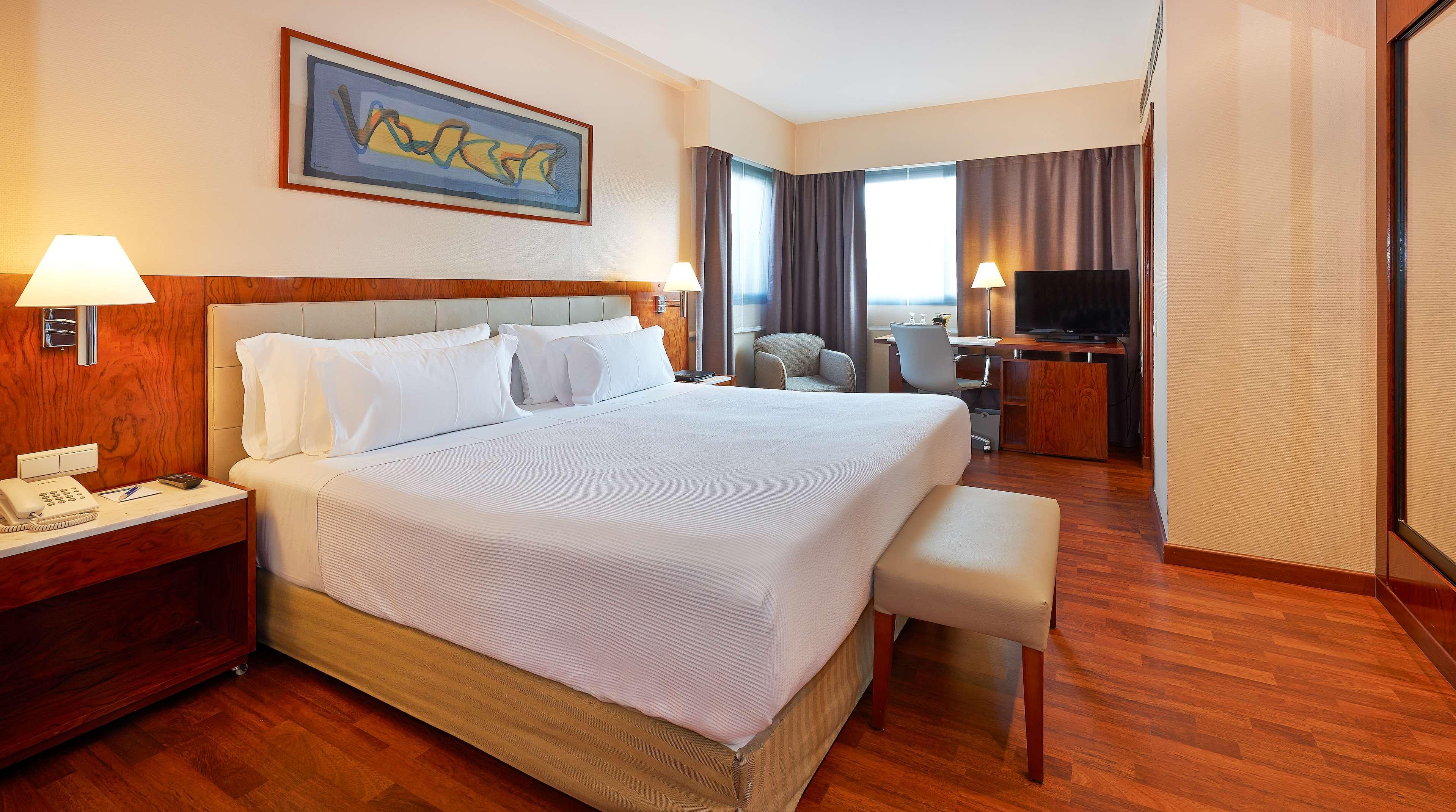 Nh Entenza Hotel 3*