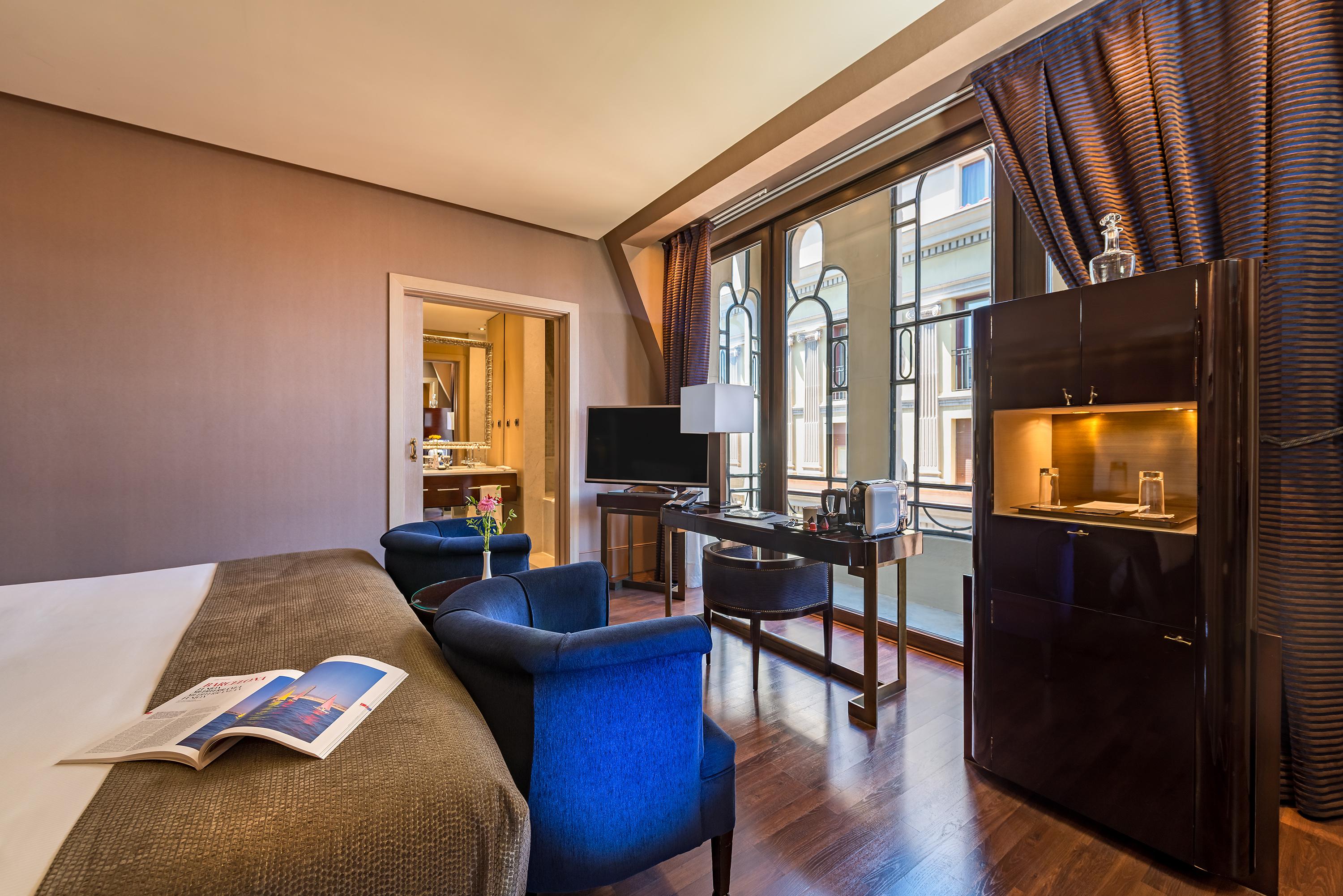 Casa Fuster G.l Monumento Barcelona