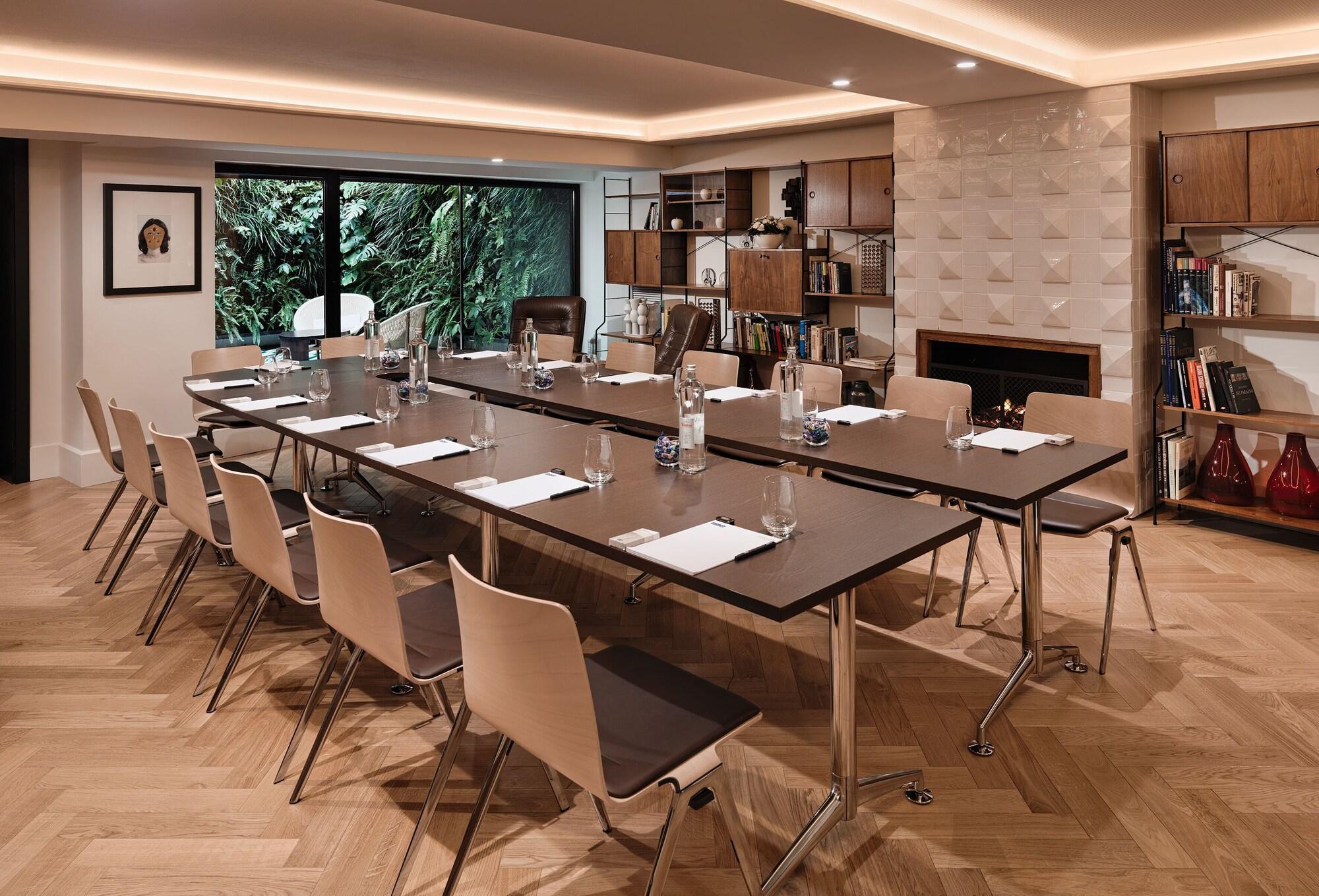 H10 Cubik 4* Sup Hotel Barcelona