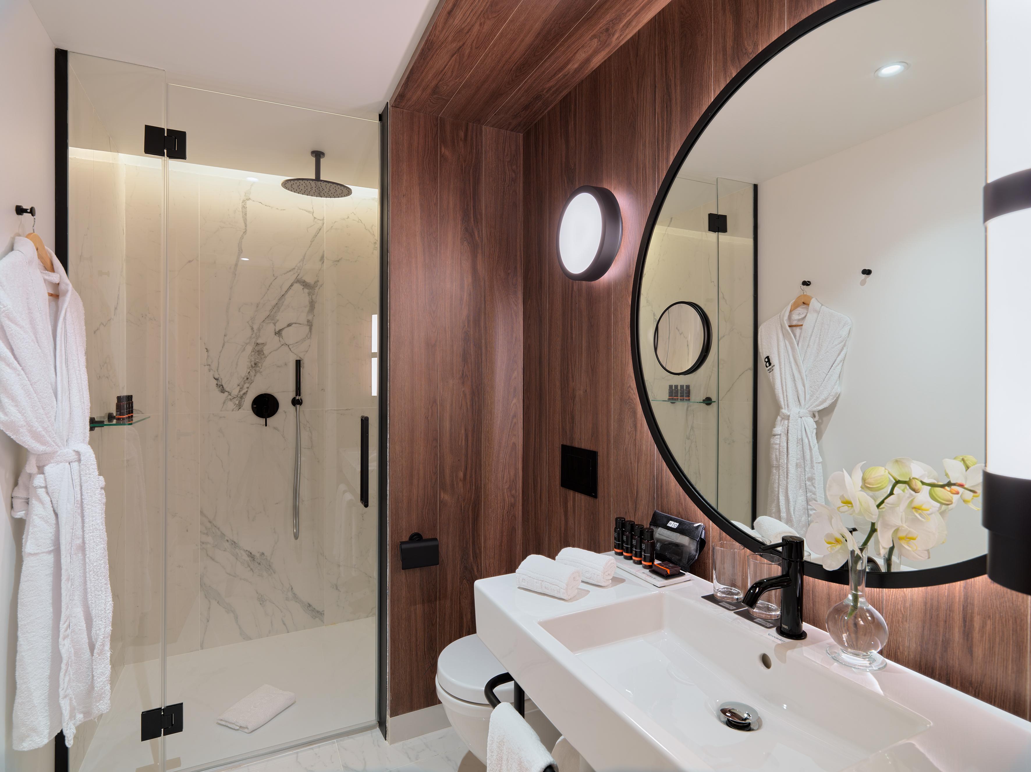 Hotel H10 Madison 4*