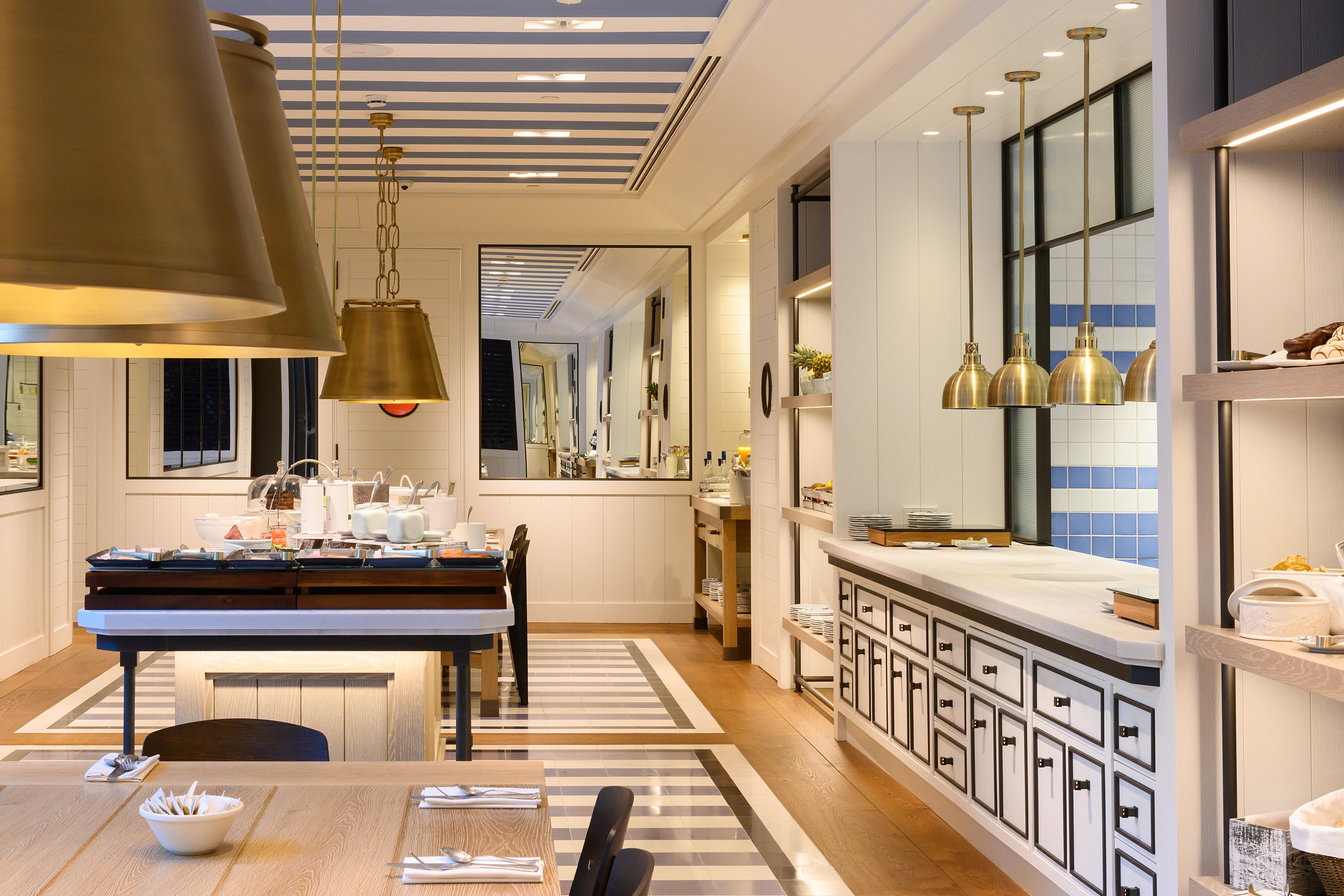 Seventy Hotel 4*