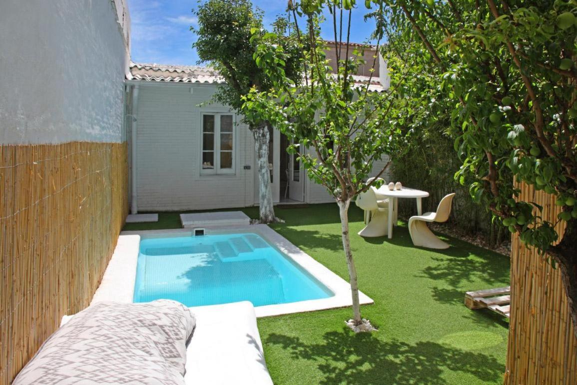 Villa Fridays Flats Alba