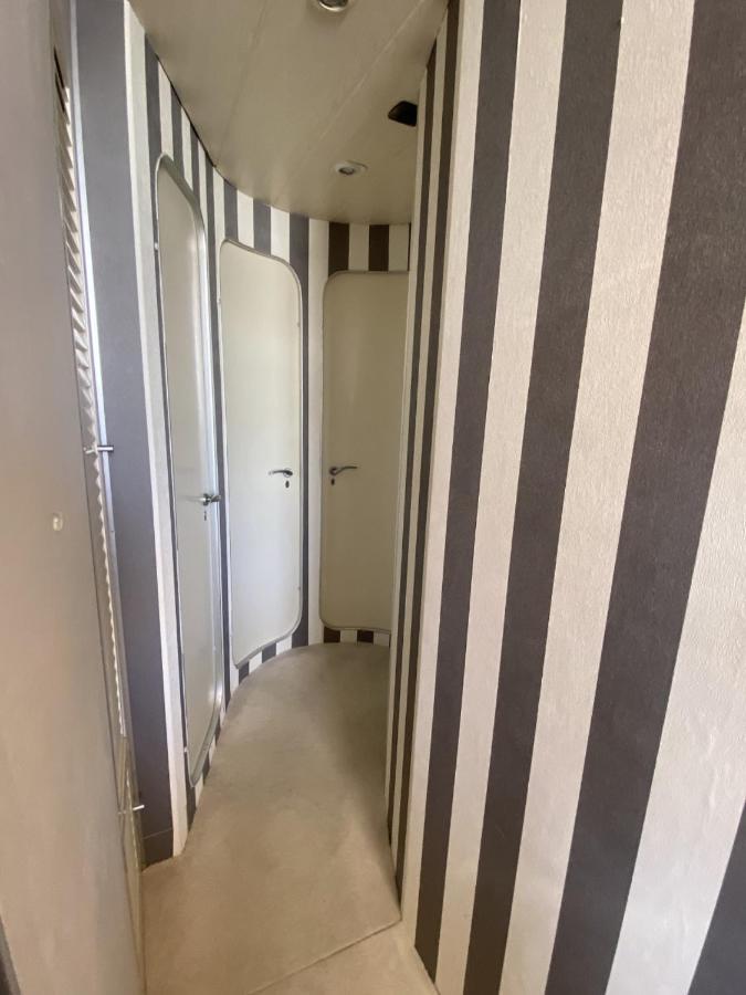 Hotel en barco Napao Barcelona