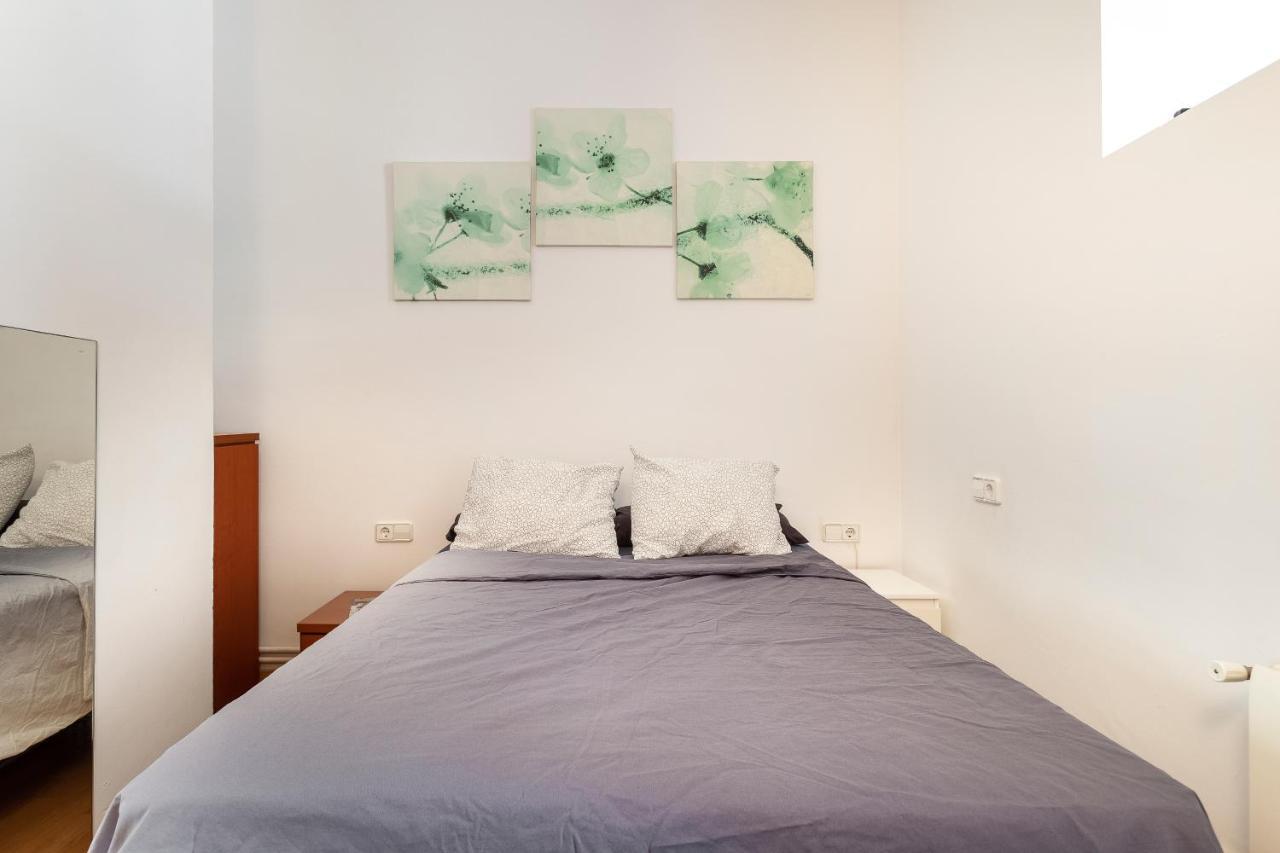 Habitación en casa particular Double With Private Bathroom And Private Kitchen Barcelona