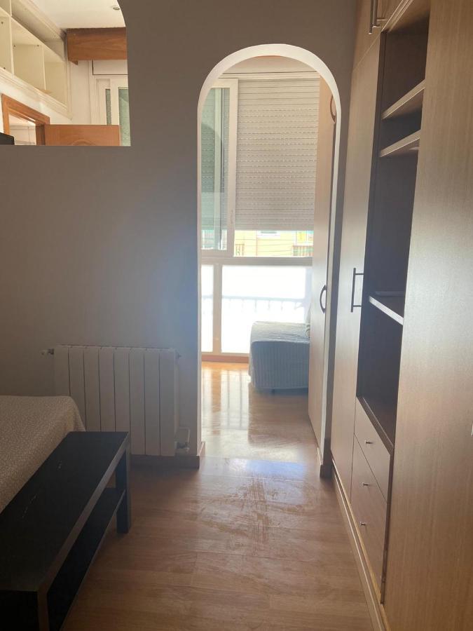 Habitación en casa particular Double With Private Bathroom And Private Kitchen *