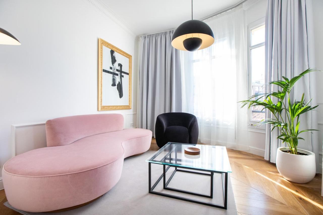 Majestic 4br/4bath In Sagrada Familia Area Apartment *