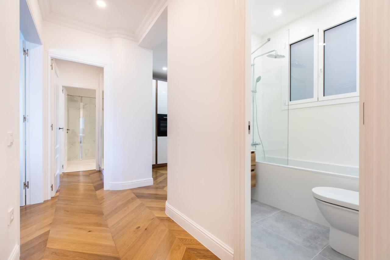 Apartment Majestic 4br/4bath In Sagrada Familia Area