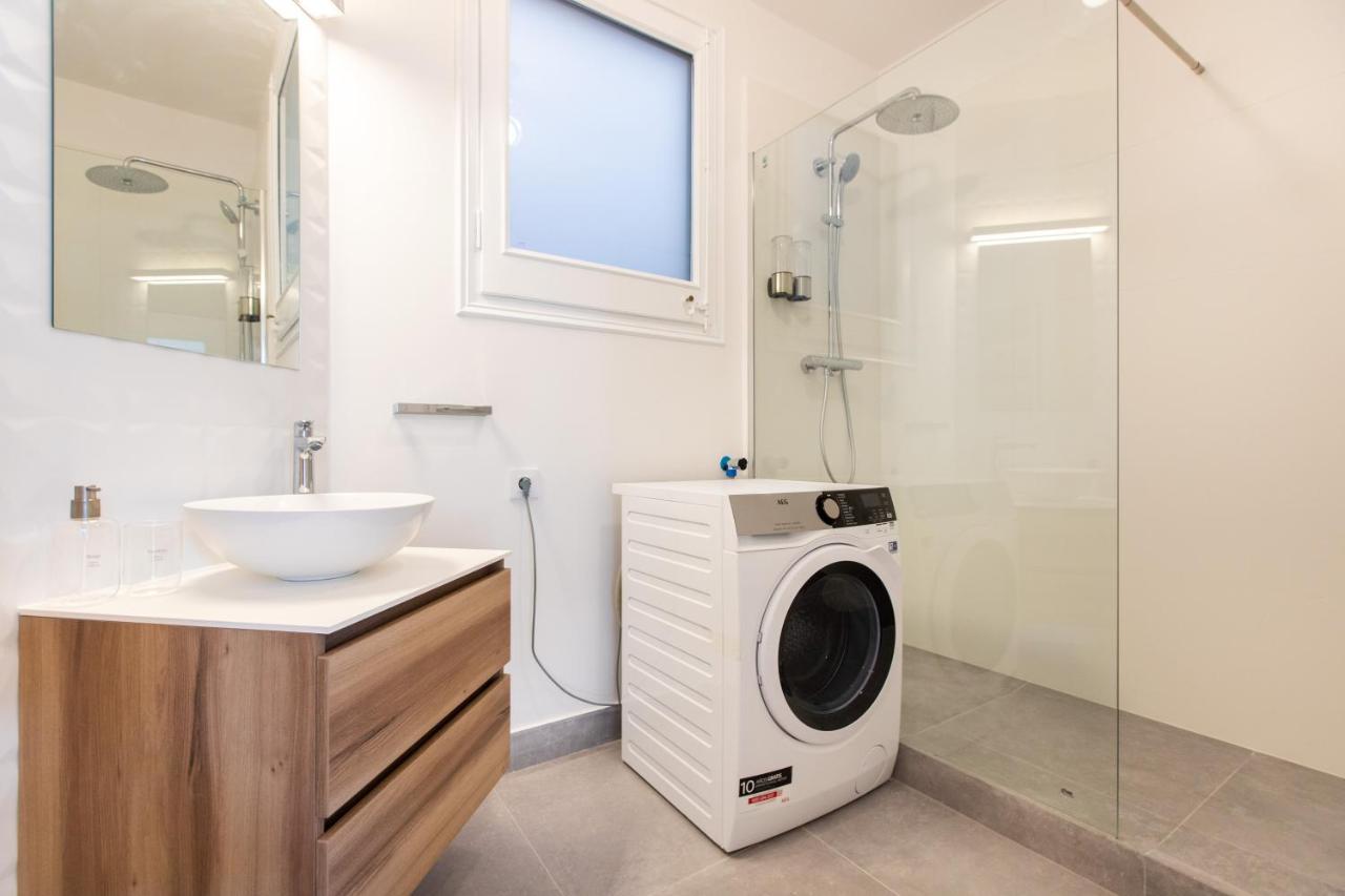 Majestic 4br/4bath In Sagrada Familia Area Apartment *