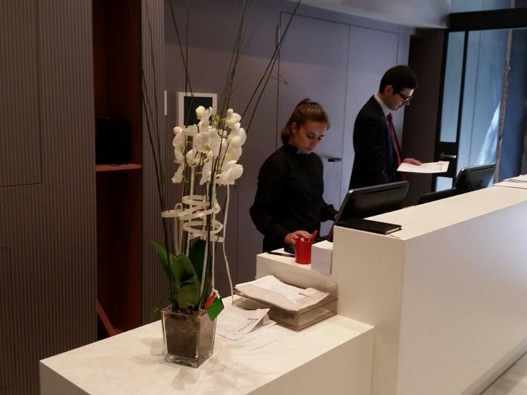 Ambit Hotel