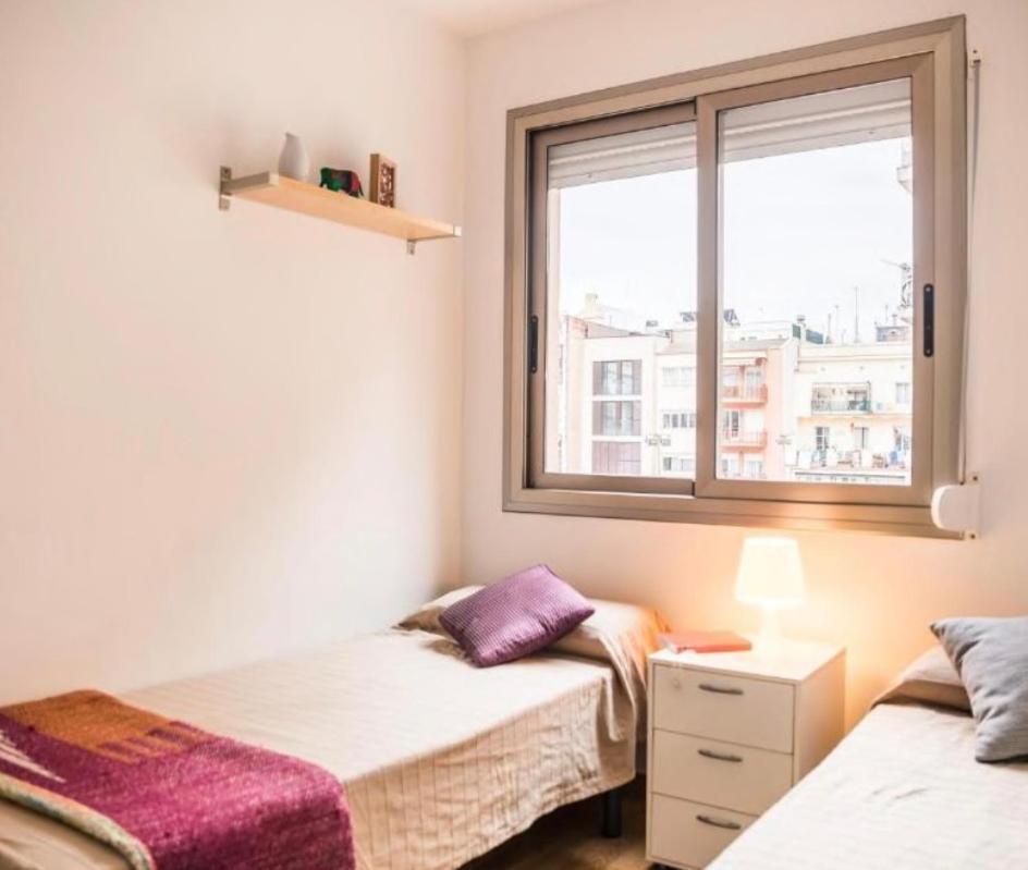 Sweet Bcn Plaza Universidad Apartment *