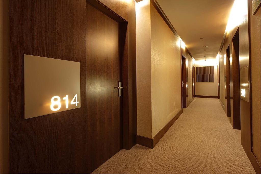 Olivia Plaza Hotel