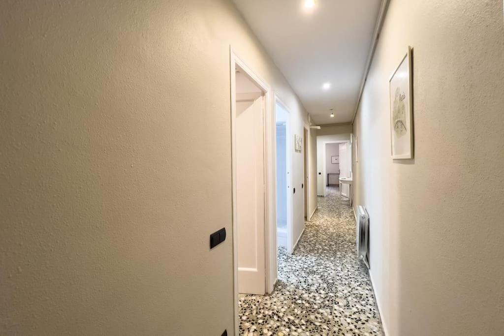 Bebarceloner Eixample - 3 Bedrooms Apartamento *