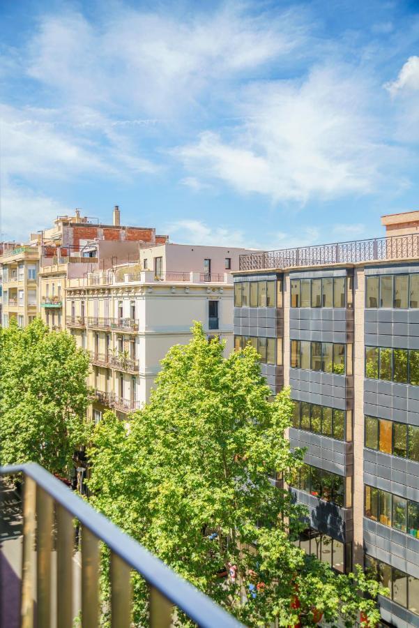 Aspasios Diagonal Art Apartment *