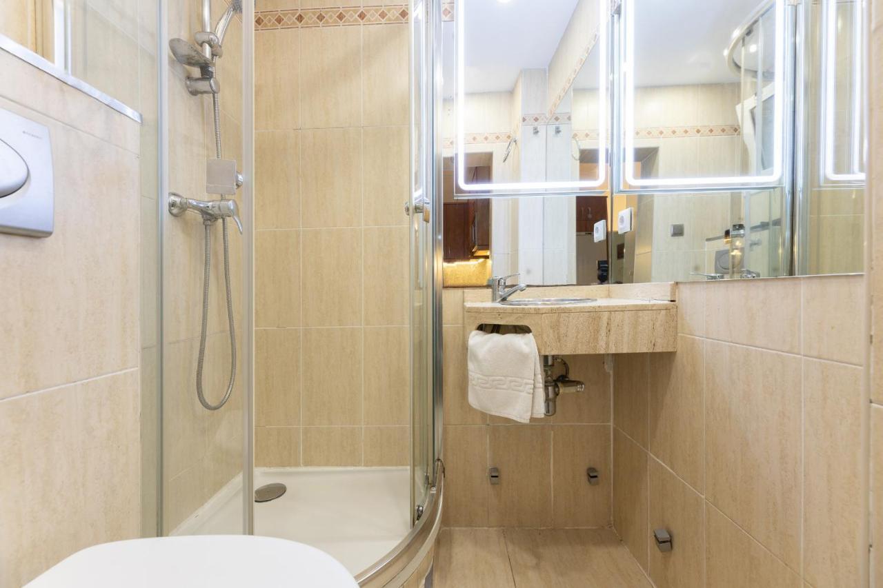Aparteasy - Apartment Barcelona