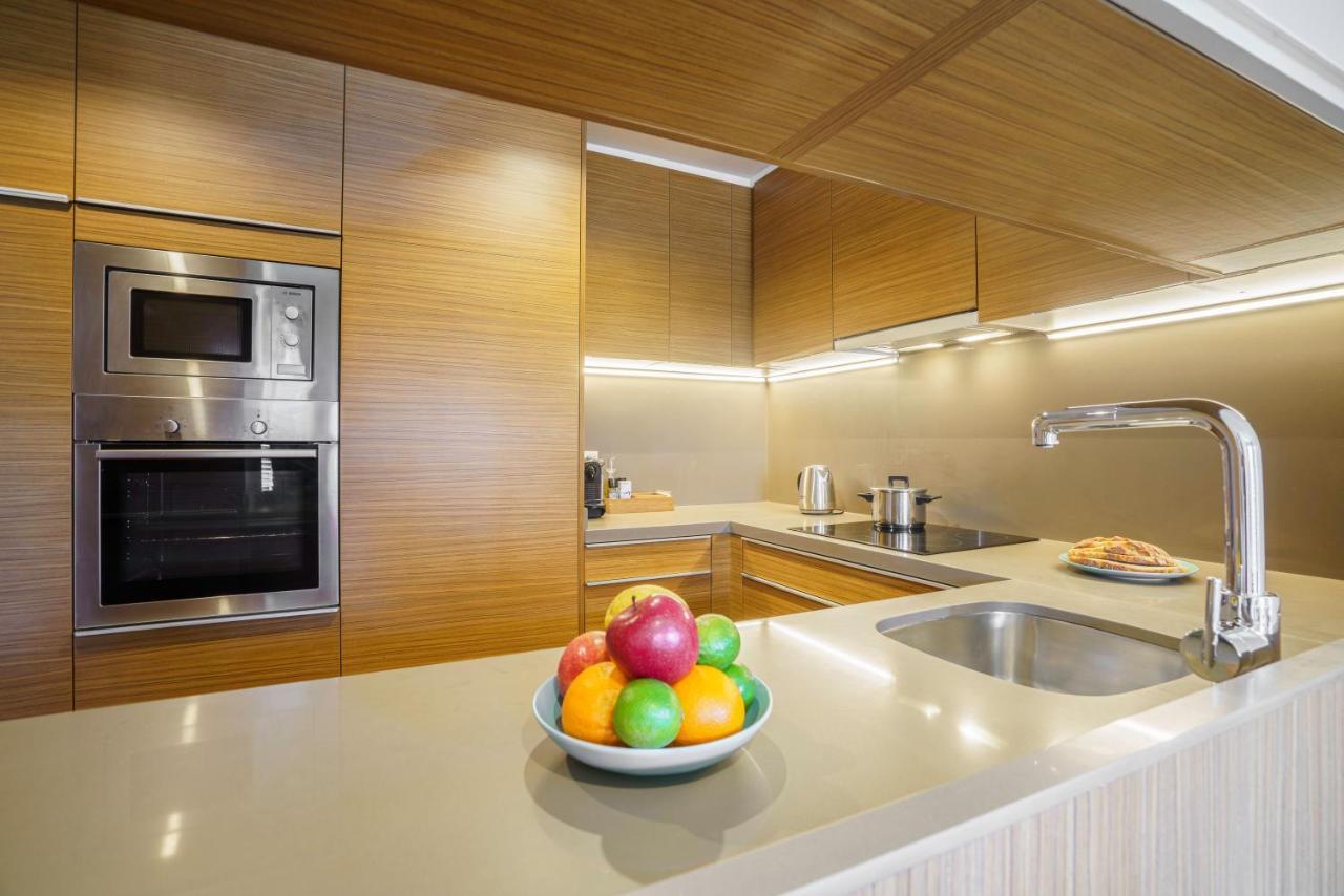 Aspasios Diagonal Art Apartment *