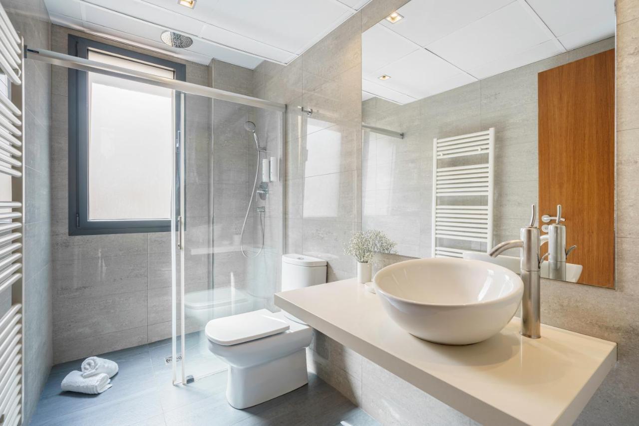 Aspasios Diagonal Art Apartment Barcelona