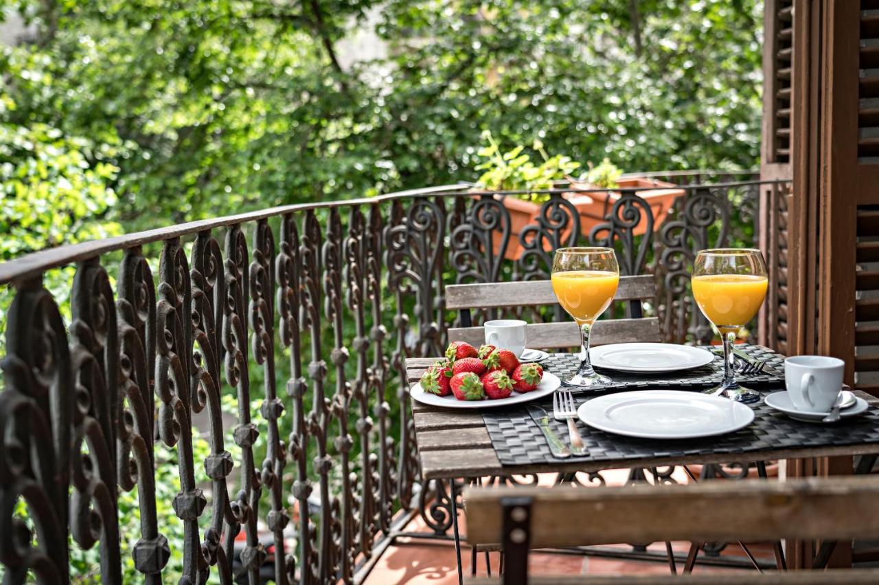 Habitat Balconies