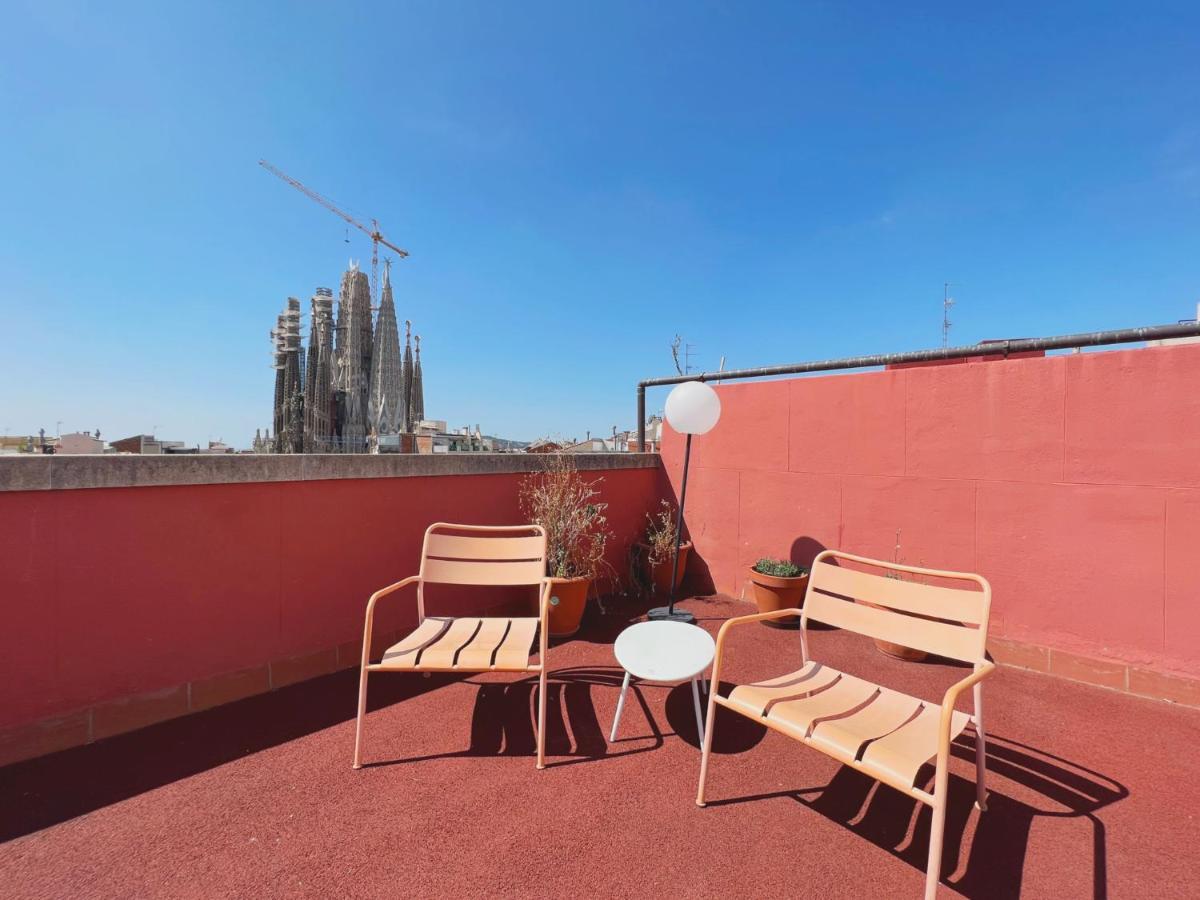 U-nique Gaudi * Barcelona