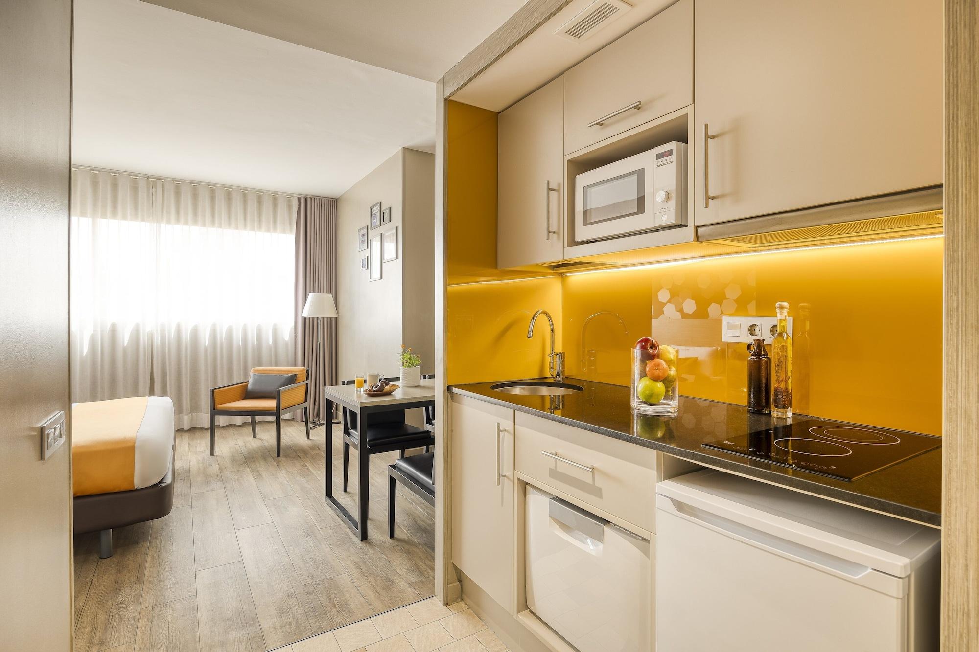 Citadines Ramblas Apartahotel