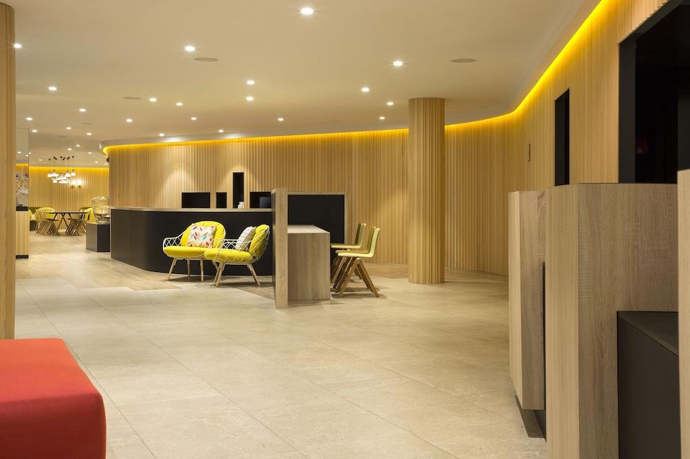 Apartahotel Citadines Ramblas 3*