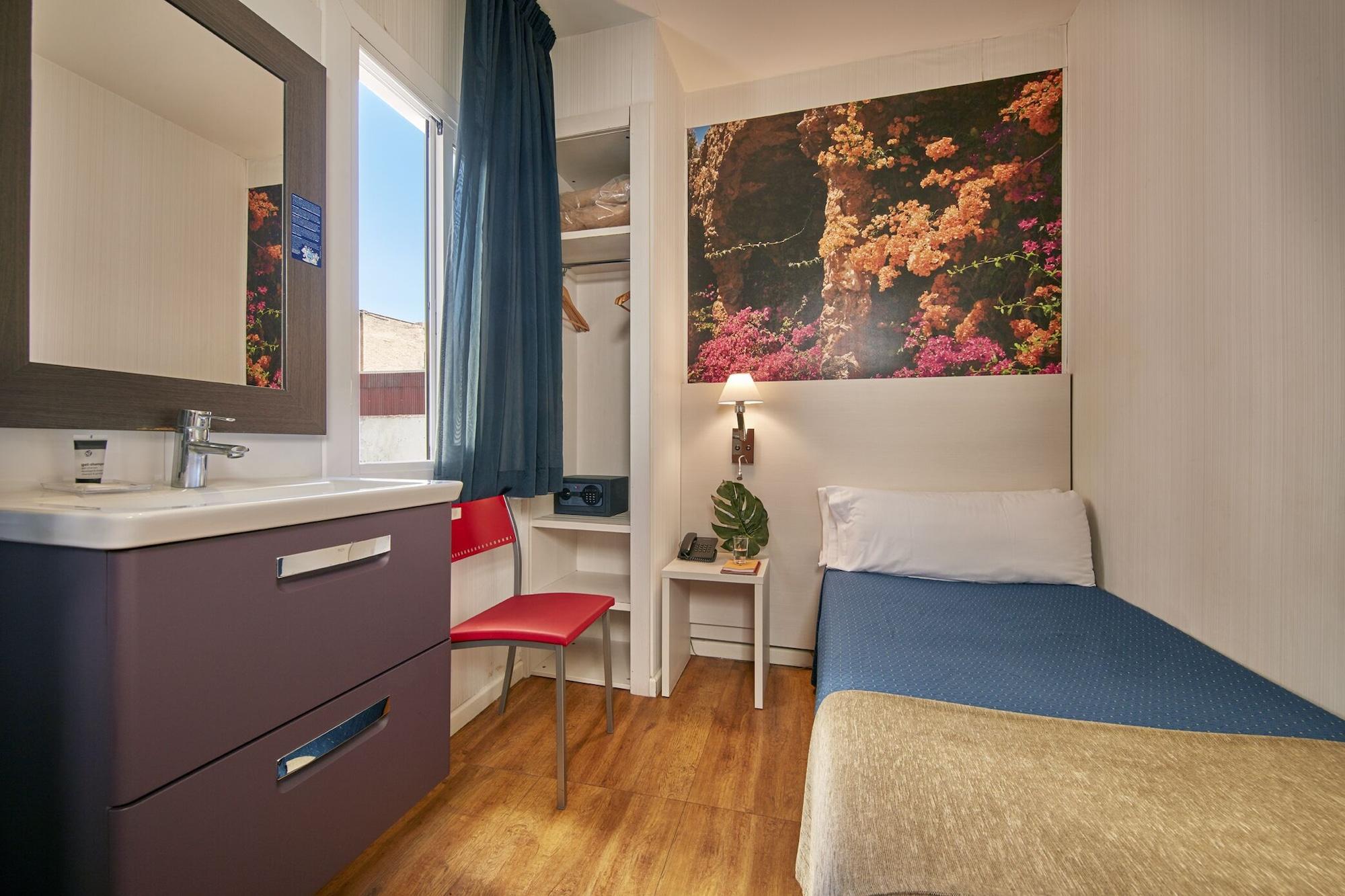 Transit Hotel