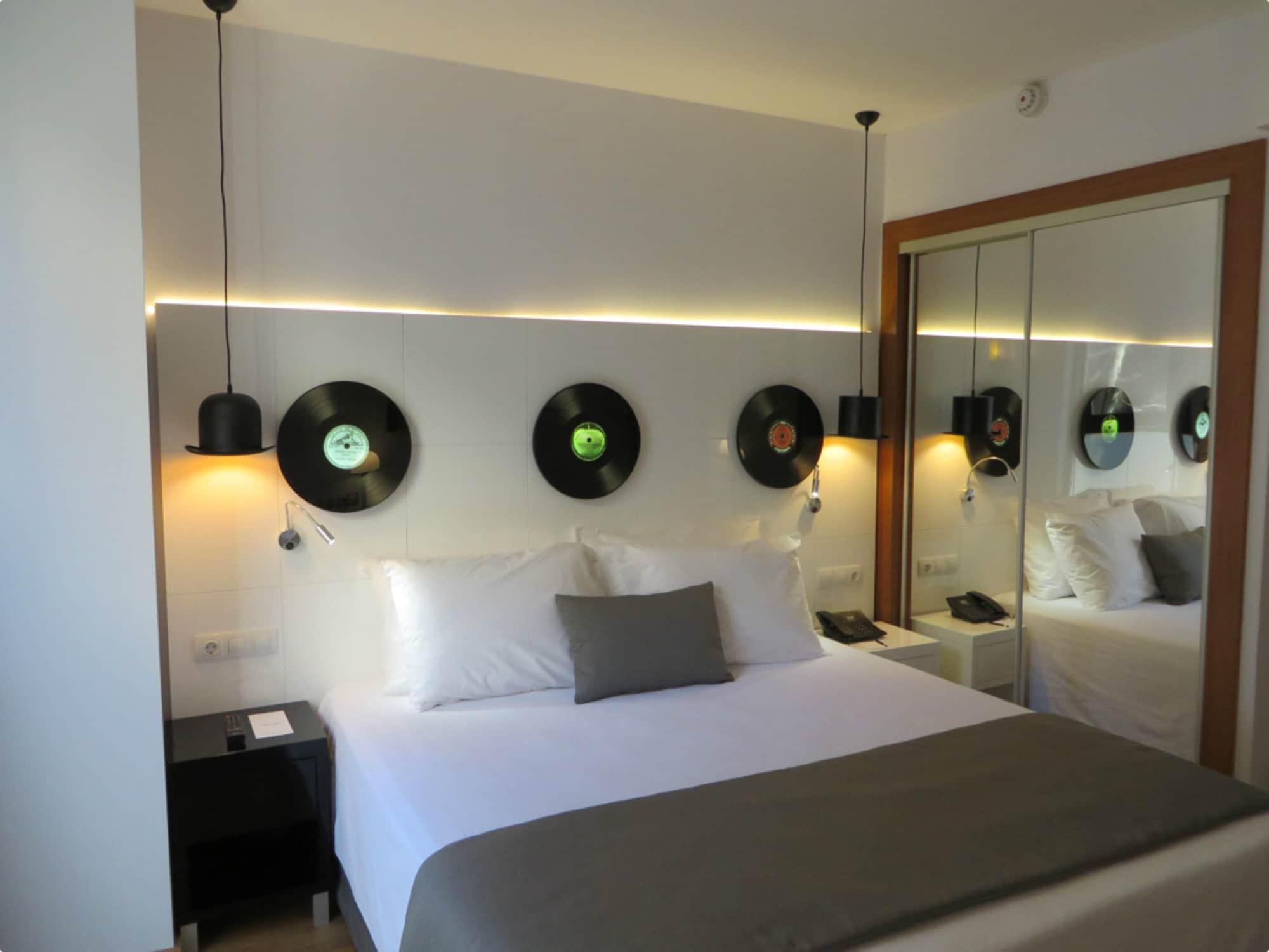 Hotel Evenia Rocafort 3*
