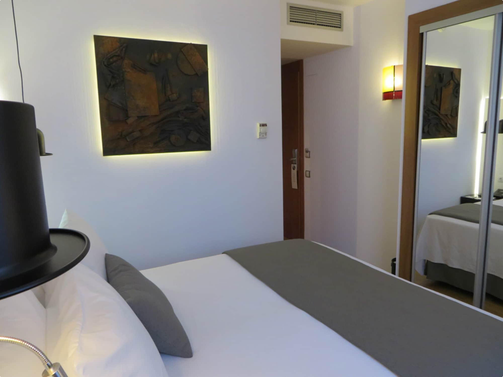 Hotel Evenia Rocafort 3*